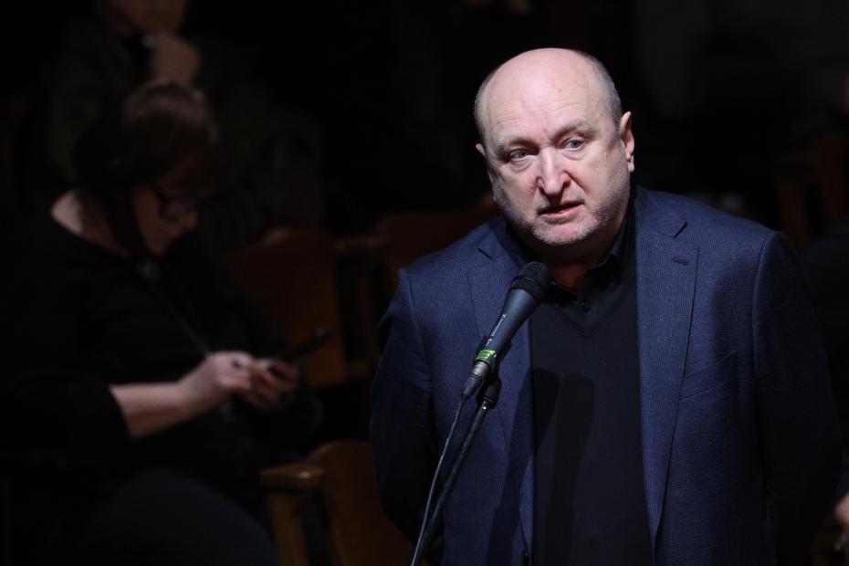 Сергей Женовач