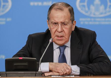 Лавров заявил о намерении США создать военные плацдармы вокруг России