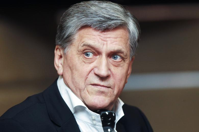 Александр Тихонов