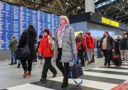 В московских аэропортах объяснили появление указателей убежищ