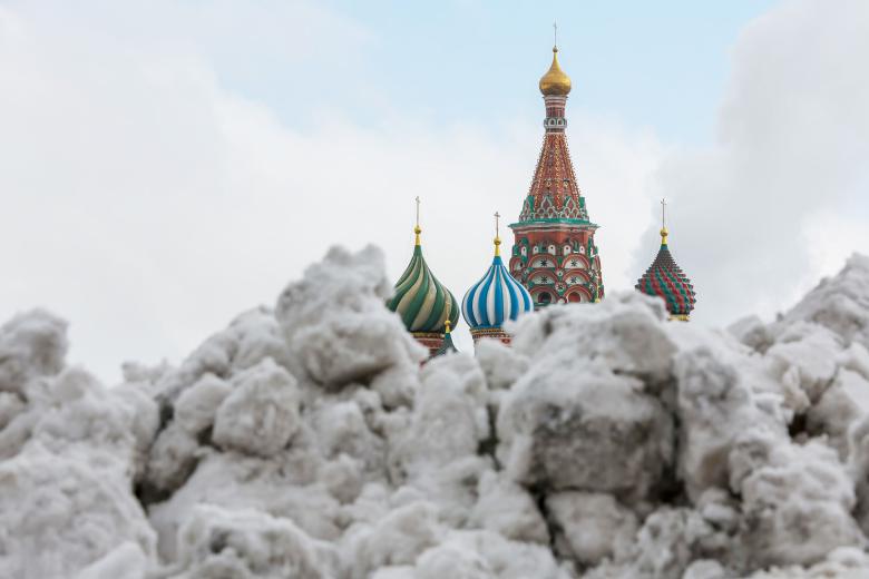 Весенний снегопад в столице, апрель 2025 года