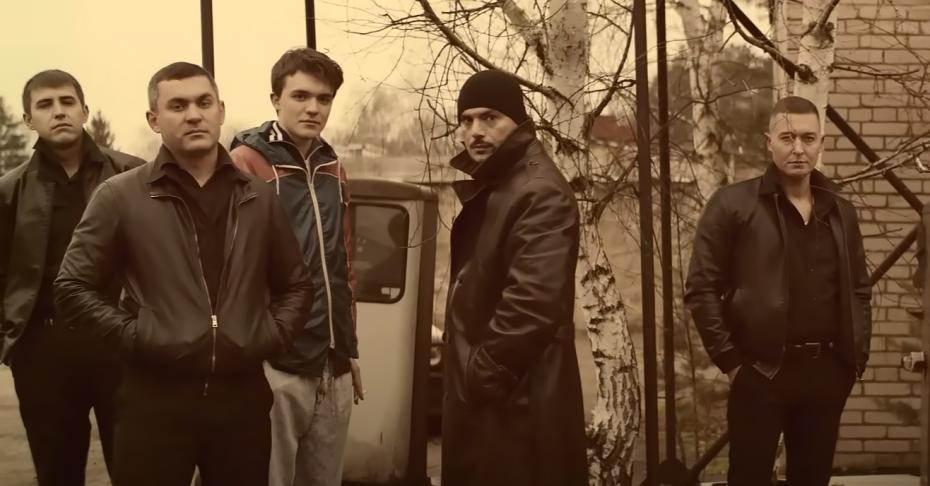 Актеры в кадре из трейлера к фильму «Брат-3»