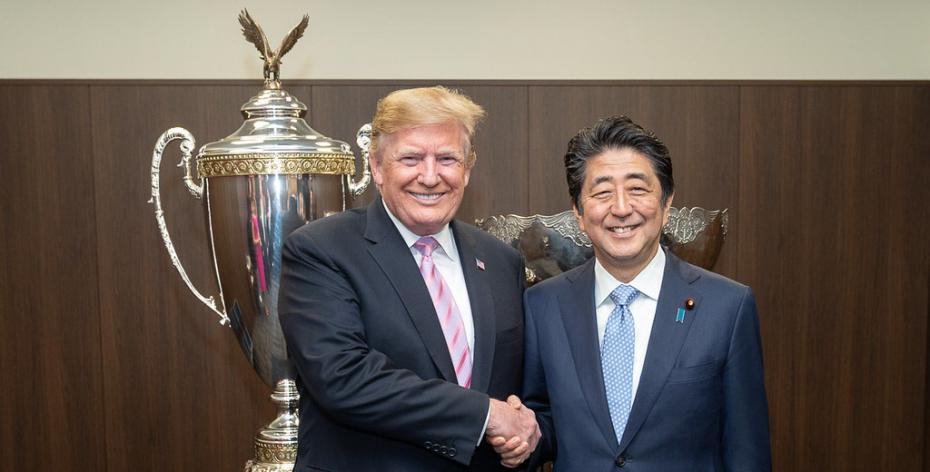 Дональд Трамп и Синдзо Абэ