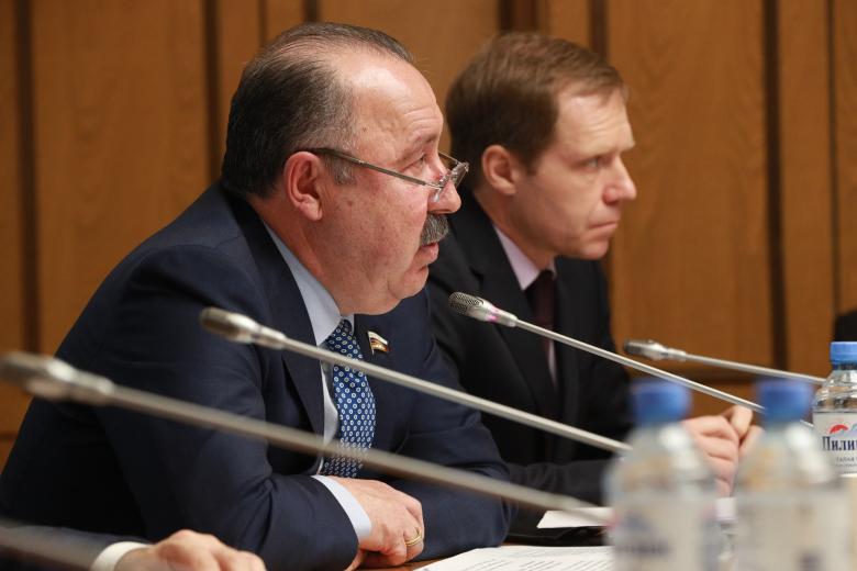 Валерий Газзаев
