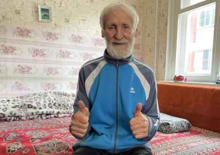 «Гибкий дедушка» рассказал, как в 88 лет чувствовать себя на 30