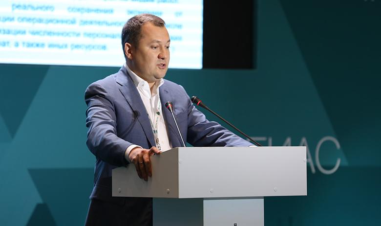 Максим Егоров