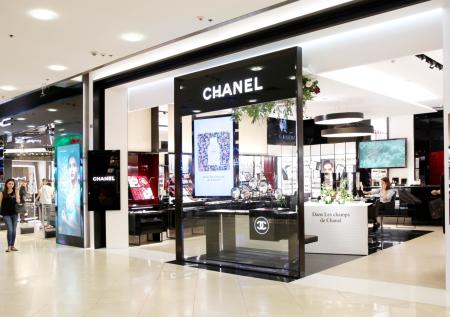 Бренд Chanel принял важное решение о деятельности в России