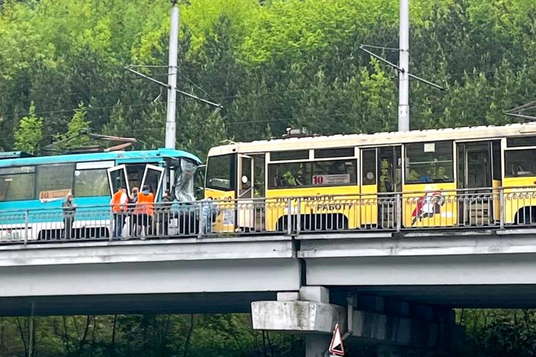 Столкновение трамваев в Кемерово