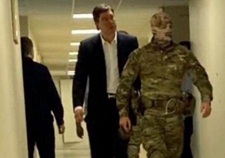 Миллионера Хотина доставили в СКР