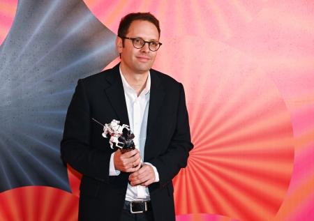 Петр Тодоровский объяснил идею фильма «Здоровый человек»