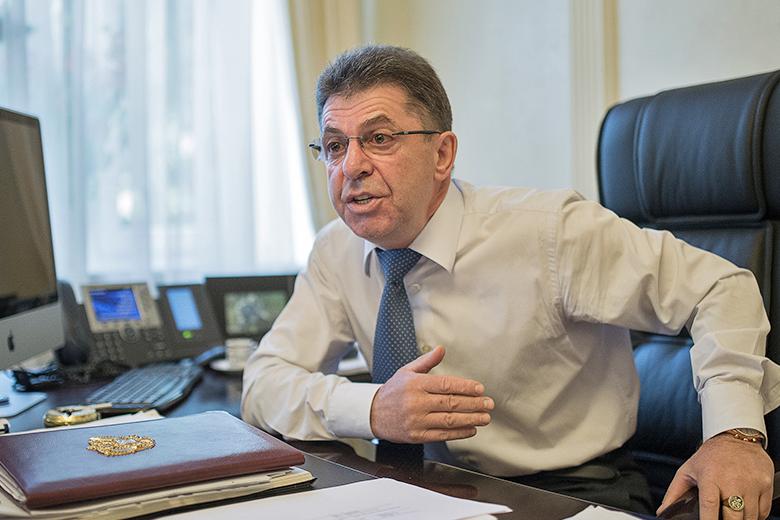 Александр Кравцов
