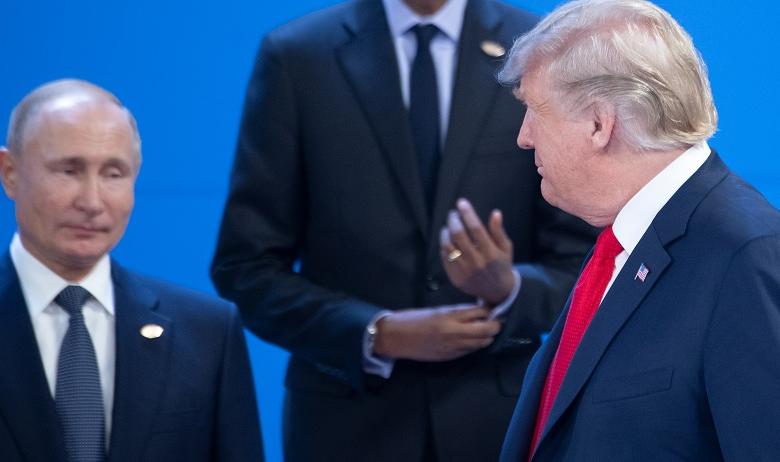Президент РФ Владимир Путин и президент США Дональд Трамп