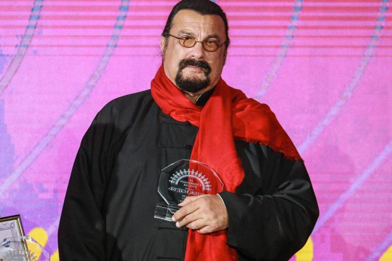 Стивен Сигал