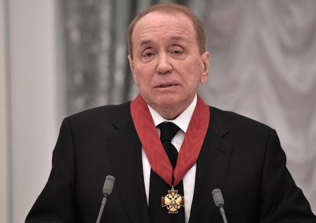Суд отказался забрать у Маслякова бренд КВН
