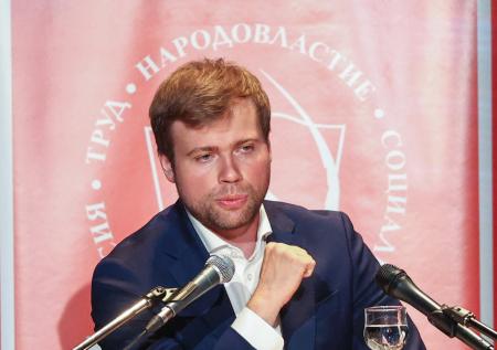 Стали известны шансы внука Зюганова возглавить КПРФ
