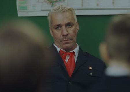 Лидер Rammstein споёт в Москве с тремя оркестрами