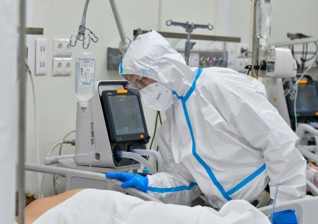 В России обновился максимум смертей от COVID