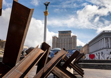 Без света и туалетной бумаги: Украина взмолила о помощи