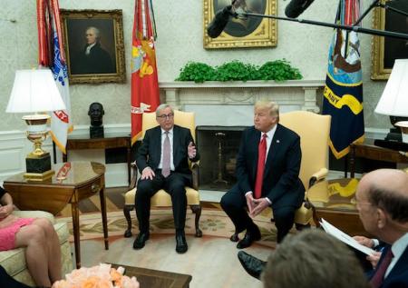 Репортёра CNN выгнали из Белого дома за вопрос Трампу