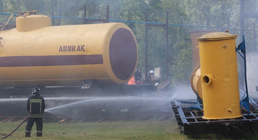 Силы МЧС всегда готовы продемонстрировать свои умения