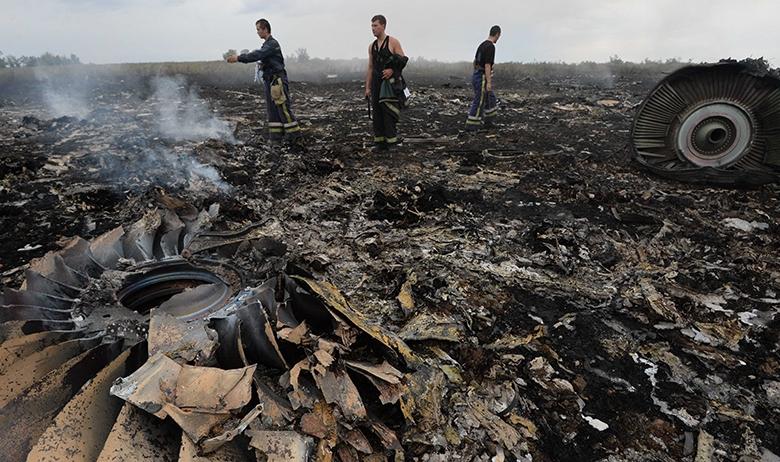 Место крушения Boeing 777, деревня Грабово, Украина