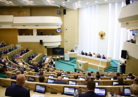 Совет Федерации одобрил законы о «регуляторной гильотине»