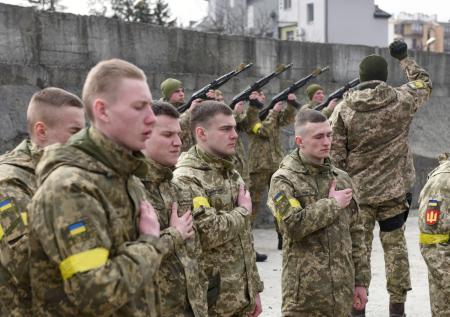 В ЕС утвердили создание миссии для обучения украинских военных