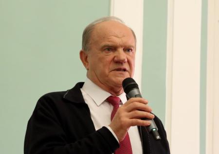 Зюганов счёл провокацией данные избиркомов о судимости кандидатов от КПРФ