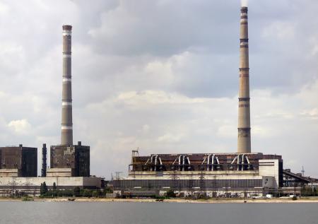 Минобороны обвинило ВСУ в минировании плотины водохранилища Углегорской ТЭС