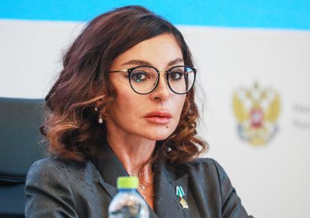Жена Алиева впервые прокомментировала крушение самолета в Казахстане