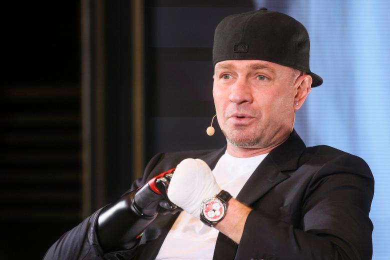 Роман Костомаров