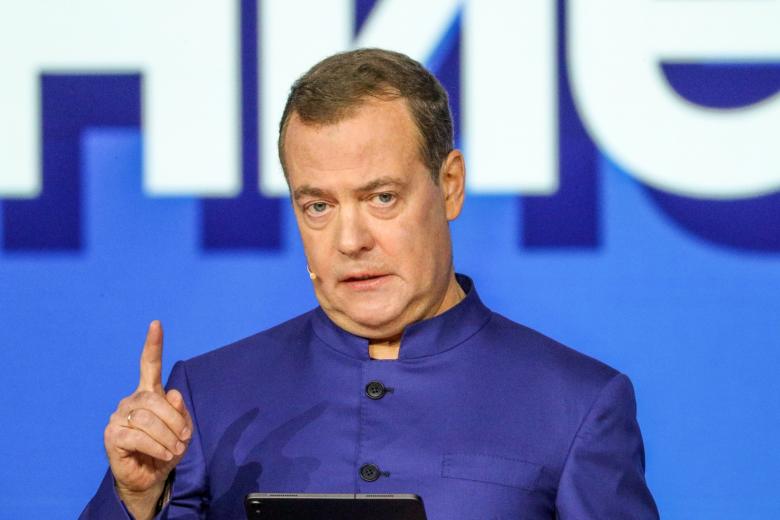 Дмитрий Медведев