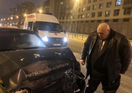 Девушка серьёзно пострадала в ДТП с автомобилем Стаса Барецкого