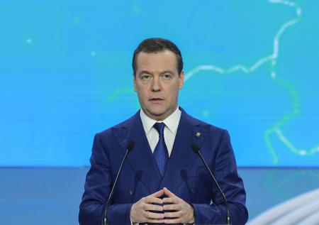 «Глубоко эрудированный человек»: Медведев простился с Жириновским