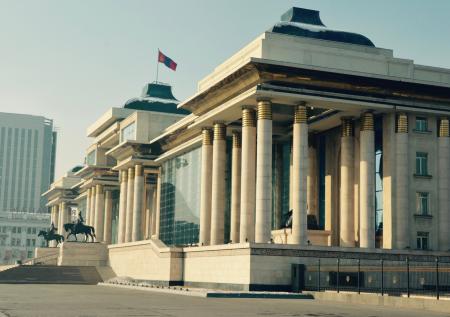 Стала известна страна, готовая выдать ВНЖ всем желающим россиянам