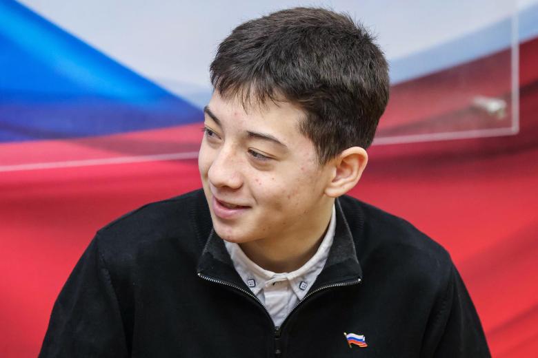 Ислам Халилов