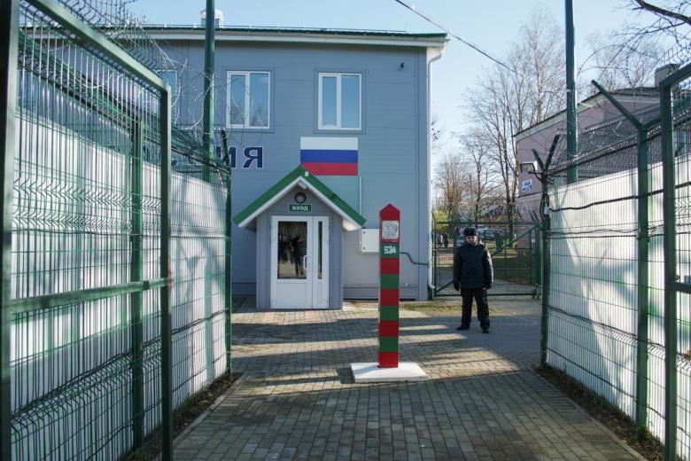 Пешеходный пункт пропуска «Ивангород» на российско-эстонской границе