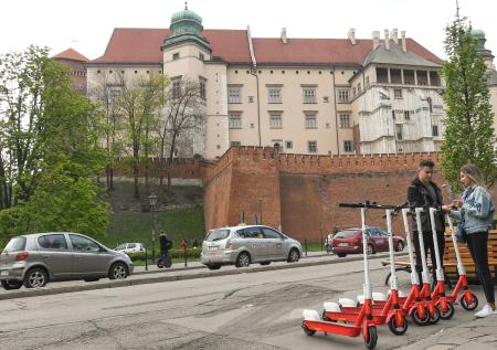 Rzeczpospolita: каждый пятый житель Польши думает о переезде из страны