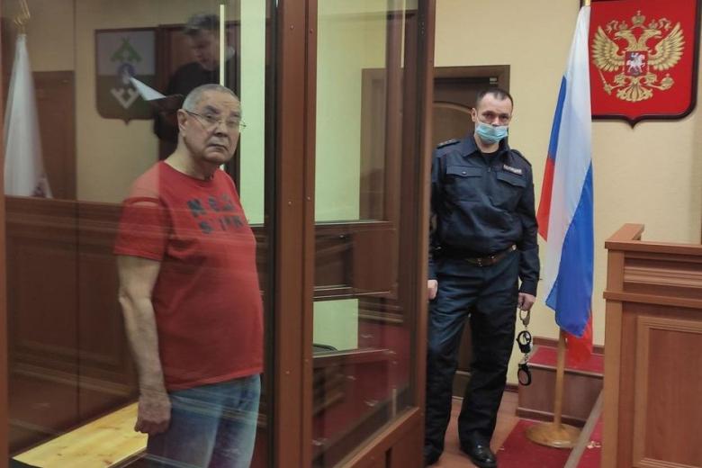 Юрий Жданов