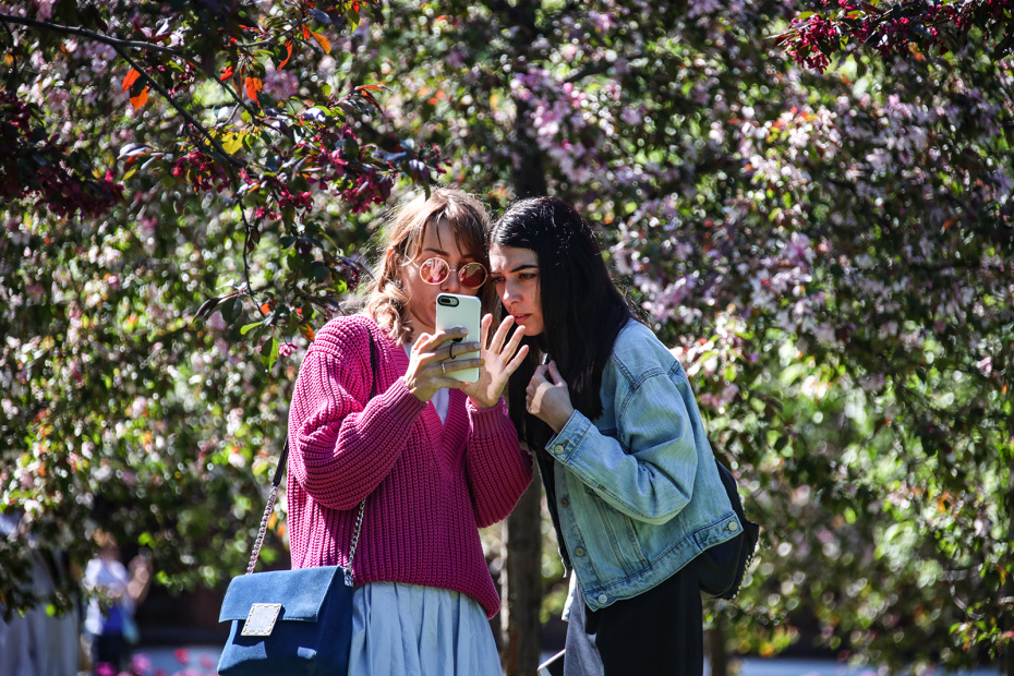 «Баня» на улице и жара до +30 градусов? Погода в Москве в мае: чего ждать