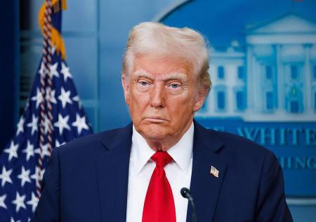 В США раскрыли, чем чревата для Трампа победа демократов на выборах