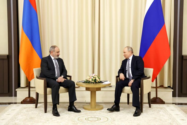 Никол Пашинян и Владимир Путин