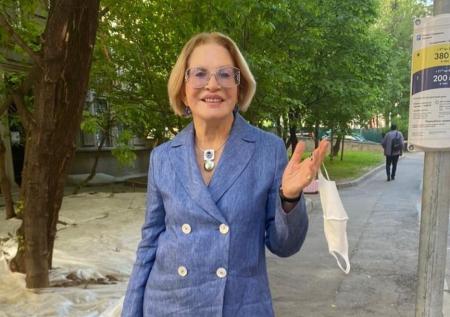 «Обрюхатила и бросила»: Садальский пошутил о Максаковой