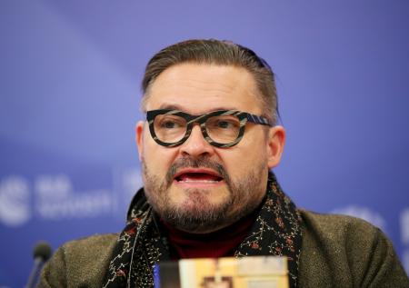 Историк моды Васильев призвал российских патриотов переобуться в лапти