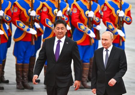 Визит Путина в Монголию вызвал истерику у Украины и ЕС: как ответила Москва
