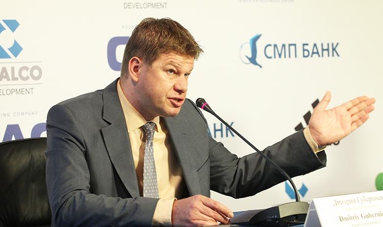 Комментатор Дмитрий Губерниев