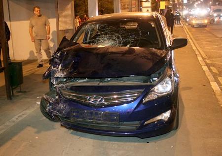 Hyundai Solaris попал в аварию из-за отвалившегося колеса