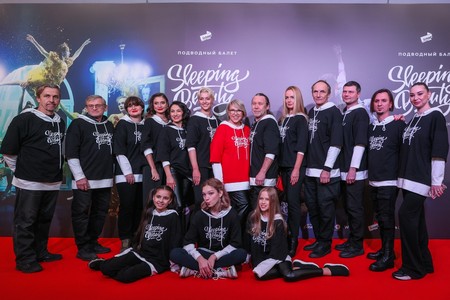 В Москве состоялась премьера подводного фильма-балета «Спящая красавица»