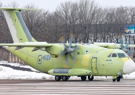 Сборку второго образца Ил-112В завершили в ЦАГИ