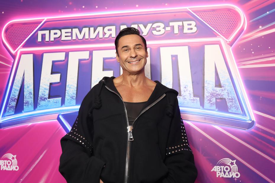 Стас Костюшкин во время гала-ужина «Премии МУЗ-ТВ 2025. Легенда»